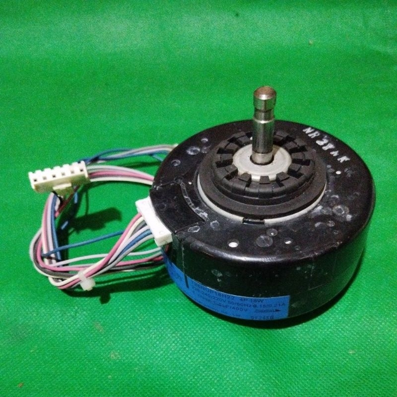 DINAMO FAN AC DAIKIN FAN MOTOR AC DAIKIN ORIGINAL