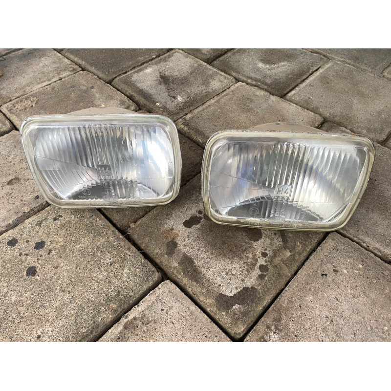 Headlamp Kaca H4 Merk Hella