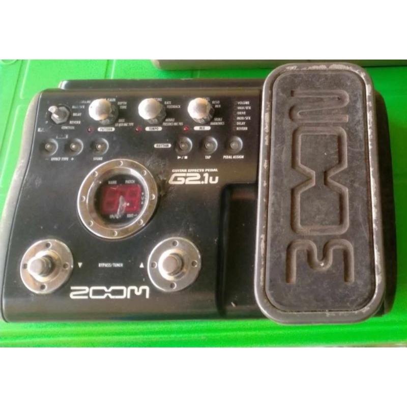 EFEK GITAR ZOOM G21.u MATOT