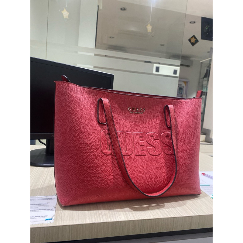 Tas Guess Merah