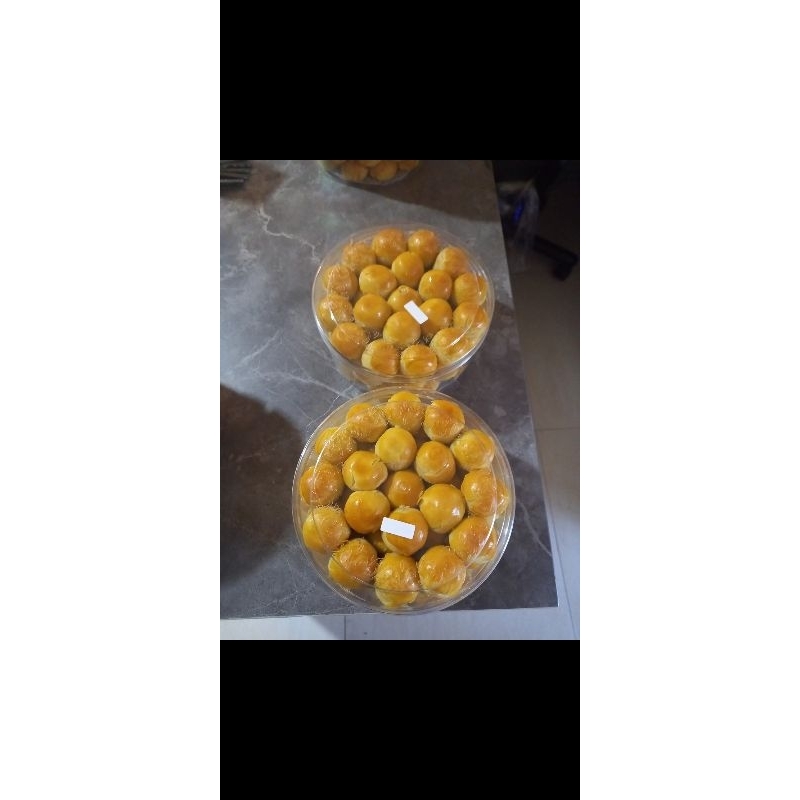 

Kue Nastar isi Nanas Premium Pakai Wisman 1 toples 500 gram - Kue Lebaran Nastar Wijsman