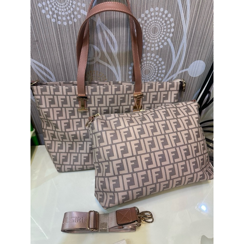 TAS WANITA BURBERRY IMPORT TOTE BERANAK WATERPROOF BAG IN BAG SLING