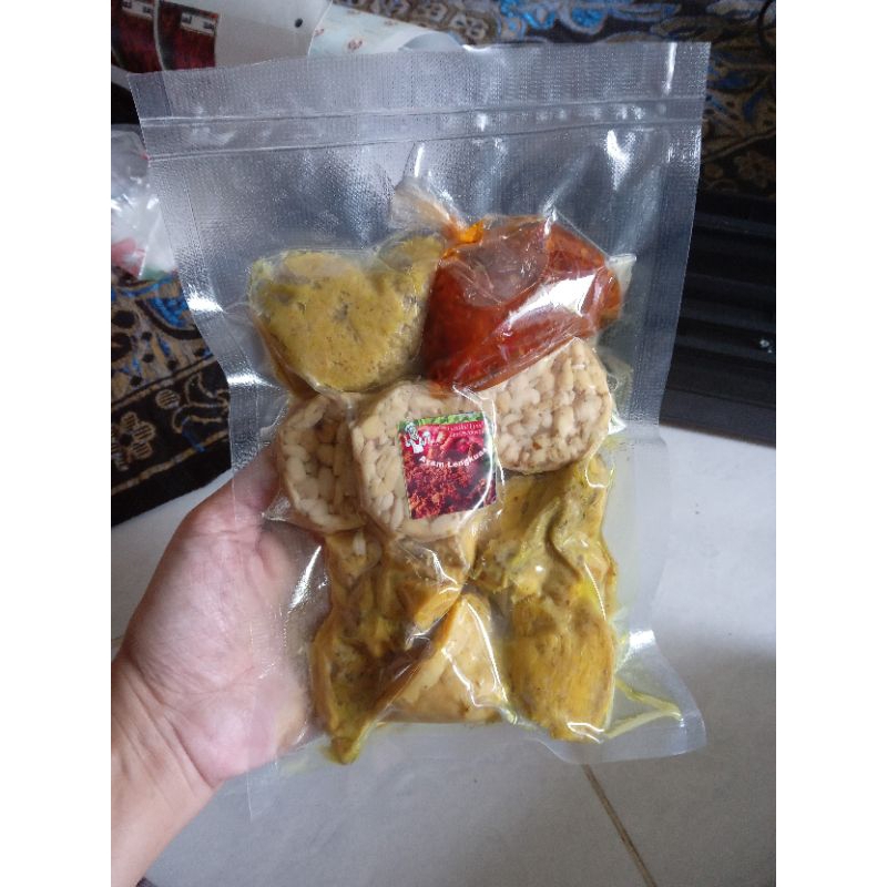 

ayam lengkuas frozen 250gr (khusus jatim)