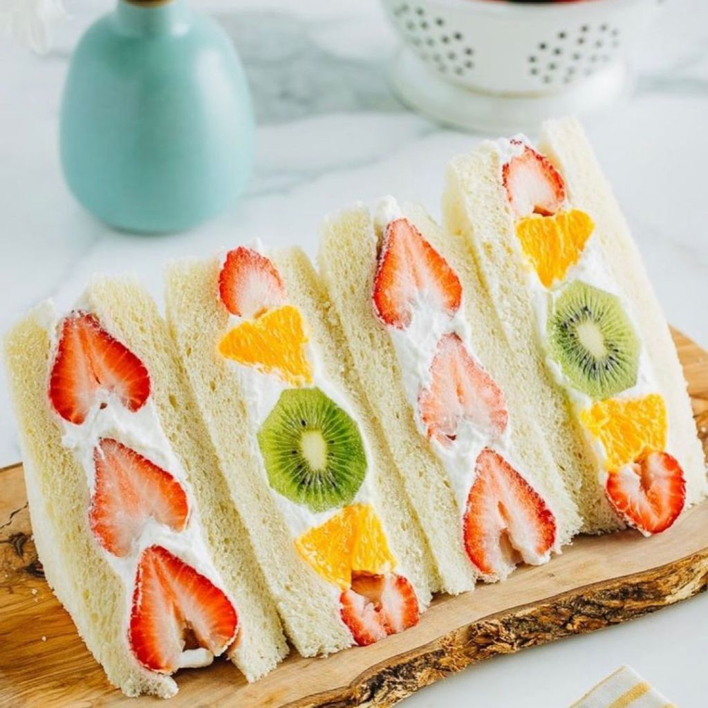 

fruit sando