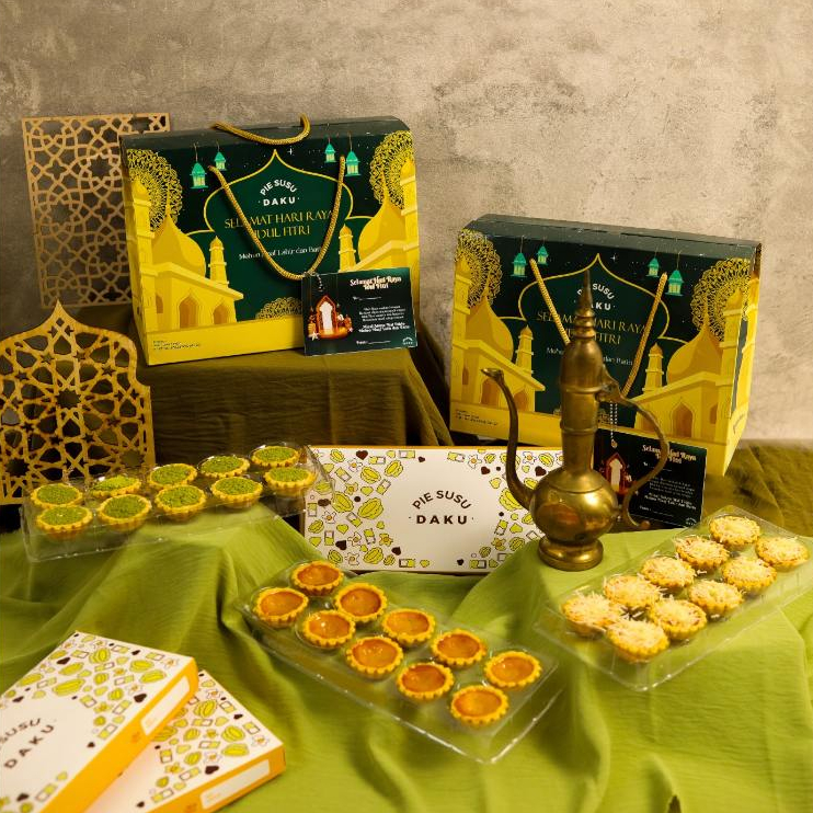 

HAMPERS LEBARAN PIE SUSU - FATIMA SET (isi 5 box)