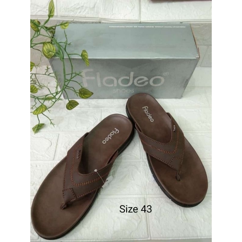 Sandal Cowok Fladeo