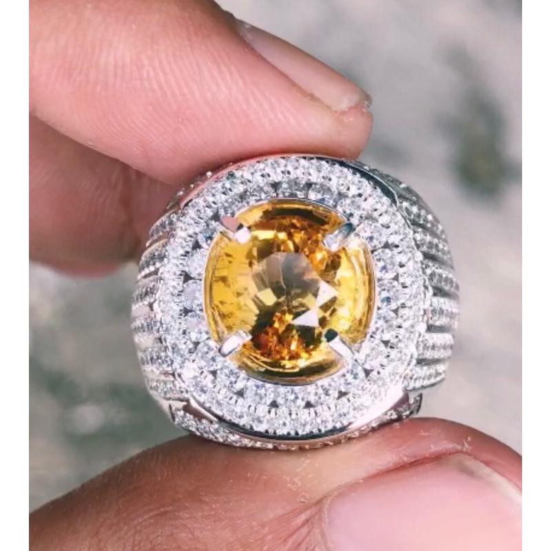 Natural yelow safir / batu safir / srilanka GRI