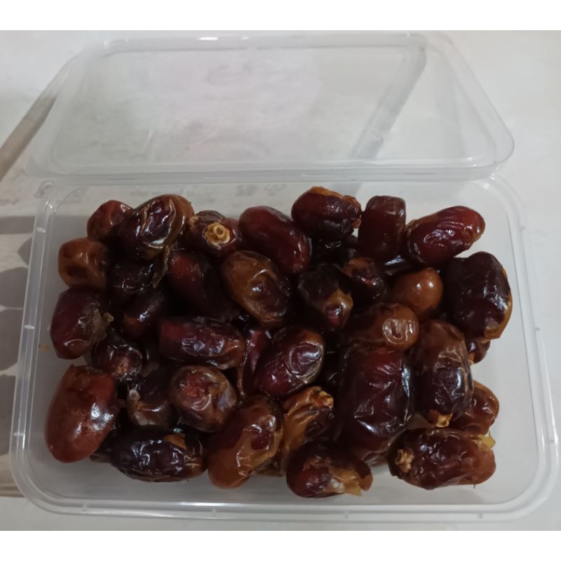 

Kurma Khalas 500 gram