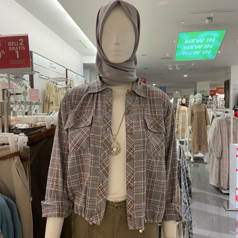 Triset kemeja crop wanita tali serut motif kotak kotak