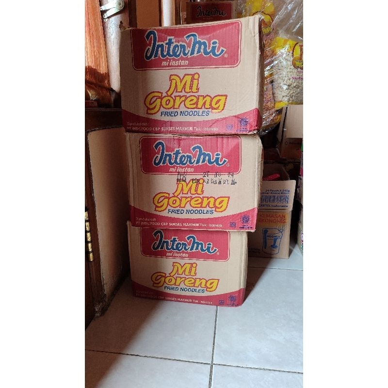 

mie intermi 1 karton isi 40 pcs