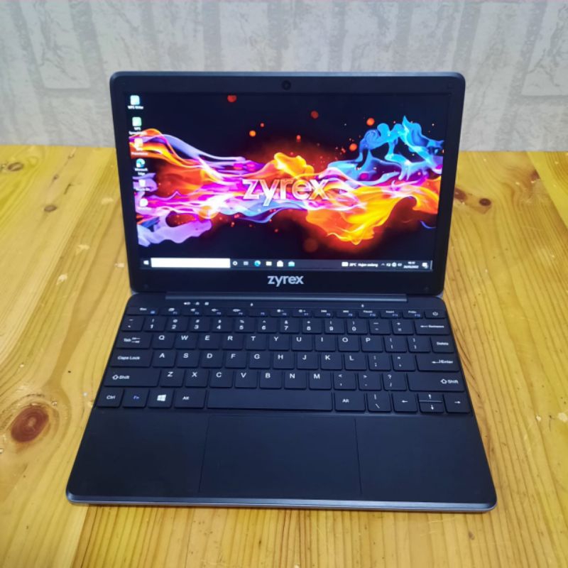 Notebook Zyrex Sky 232, Celeron - N3350, HD Graphics, Ram 4/64Gb, Seri Baru, Silver BERGARANSI.