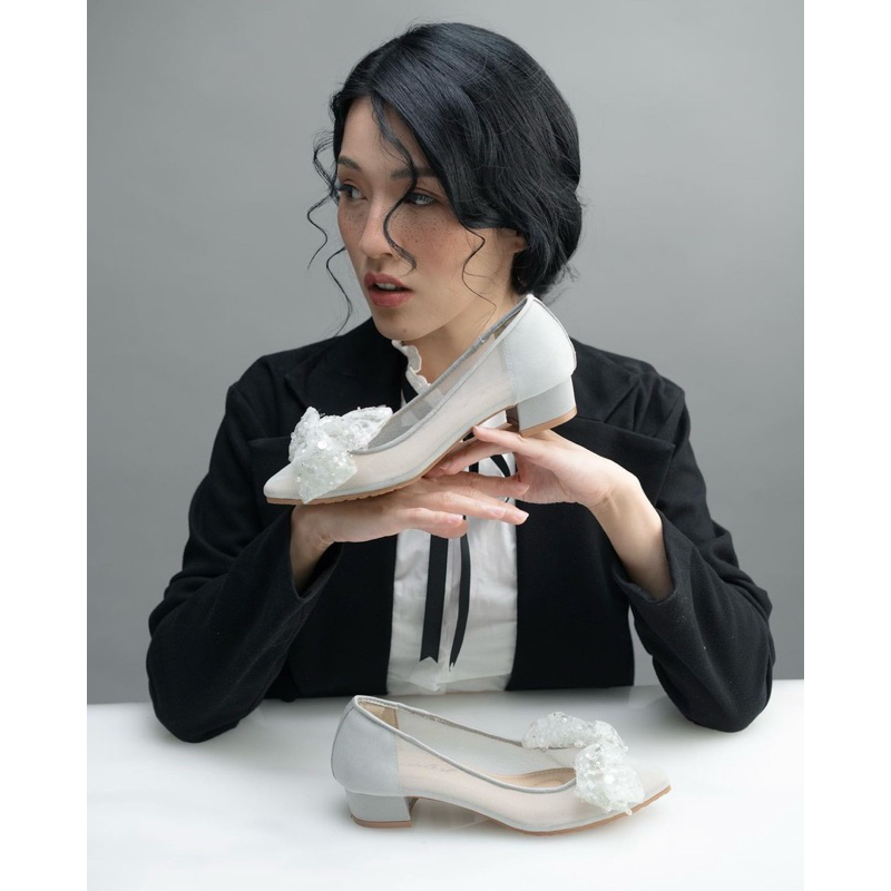 Ittaherl Jewel 30mm Pointy Block Heels Sage