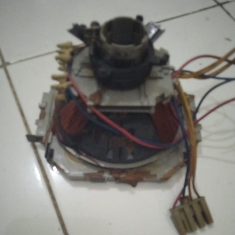 defleksi yoke tv polytron uslim 21 inchi second normal