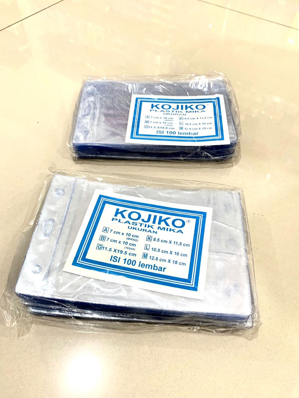 

100 Buah ID Card / Mika Cover / Plastik Name Tag KOJIKO ( 8,5x11,5)/ (16 x 10,5)