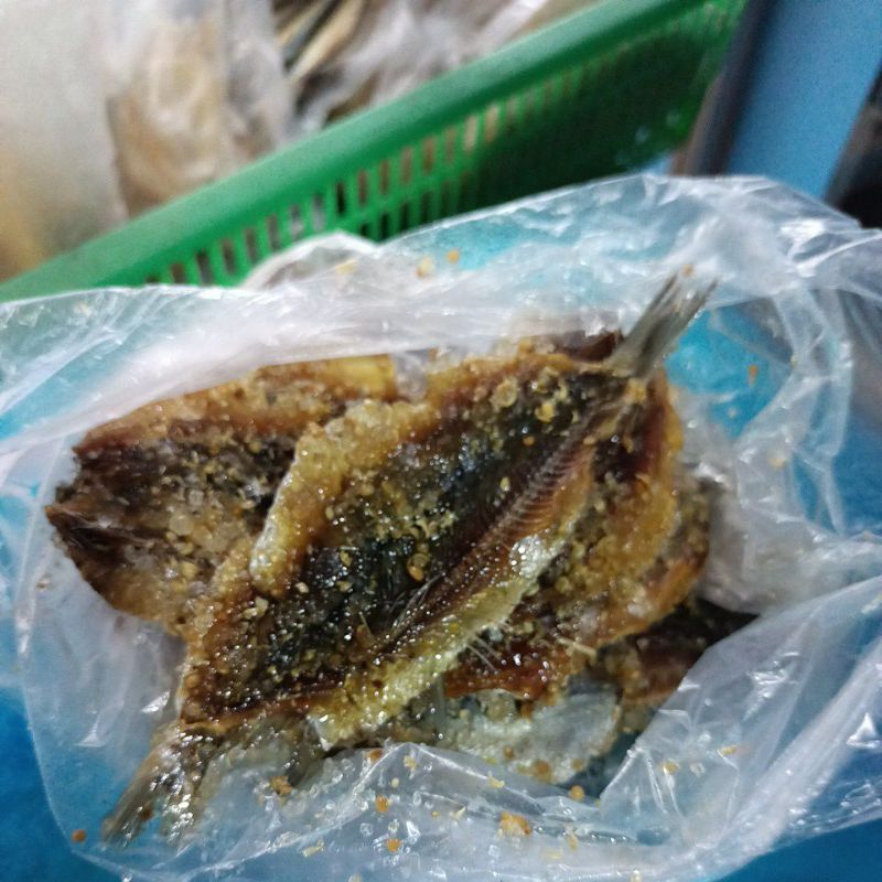 

Ikan Asin Dendeng100gr