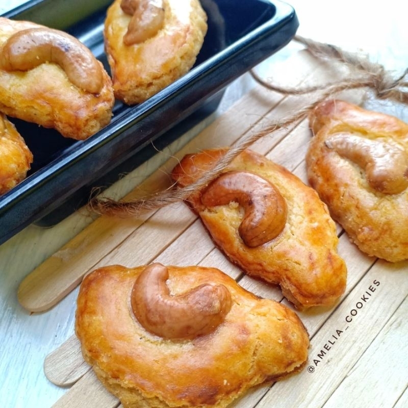 

KUE MEDE
