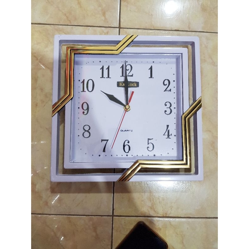 jam Dinding Maspion kailock segi