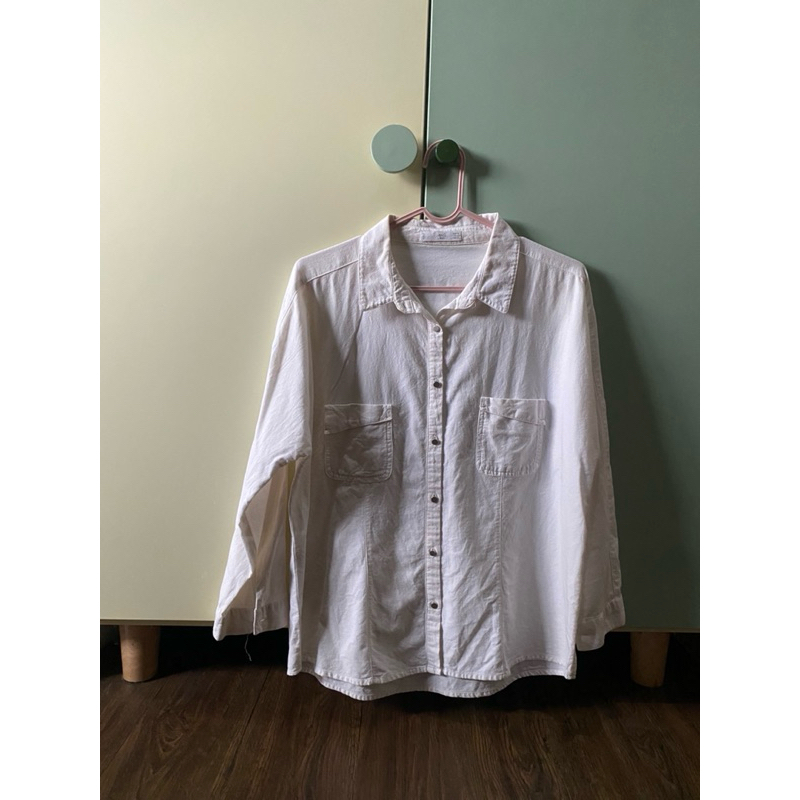 Mango White Shirt Preloved (kemeja kerja, kemeja santai)