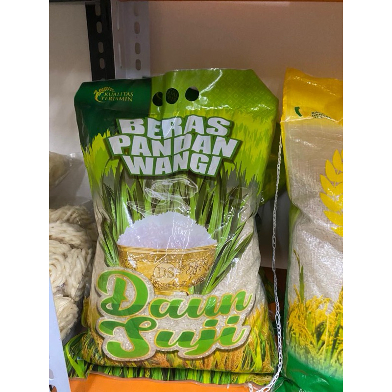 

Beras Pandan Wangi Daun Suji 5kg 3,5 liter