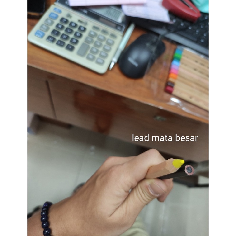 

Terlaku pensil warna jumb12 warna hexagnal kemasan plastik viana lupin water lr 63