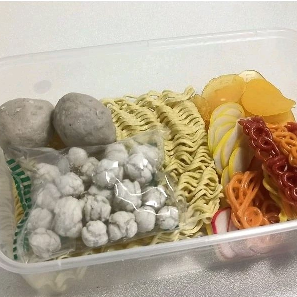 

Seblak Instan Baso Singkalada