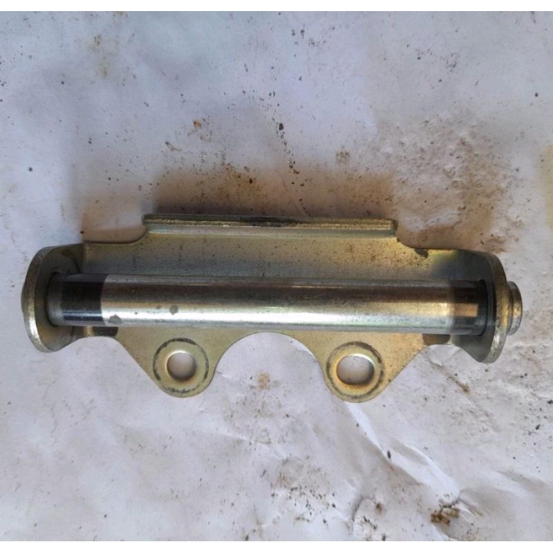 Engsel jok depan Yamaha Mio j original copotan