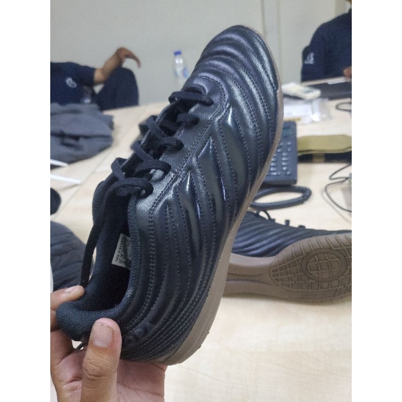 sepatu futsal adidas copa original
