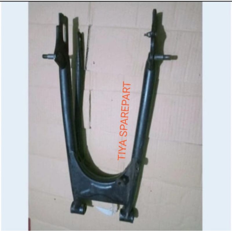 SWING ARM SUPITAN SUZUKI THUNDER 125 ORIGINAL