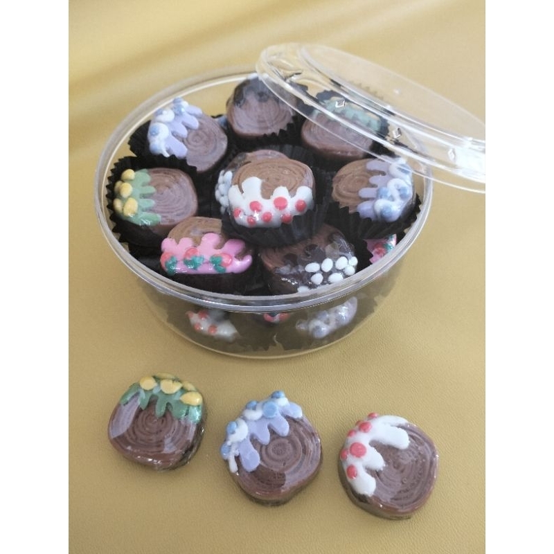 

coklat lebaran cromboloni terbaru 2024