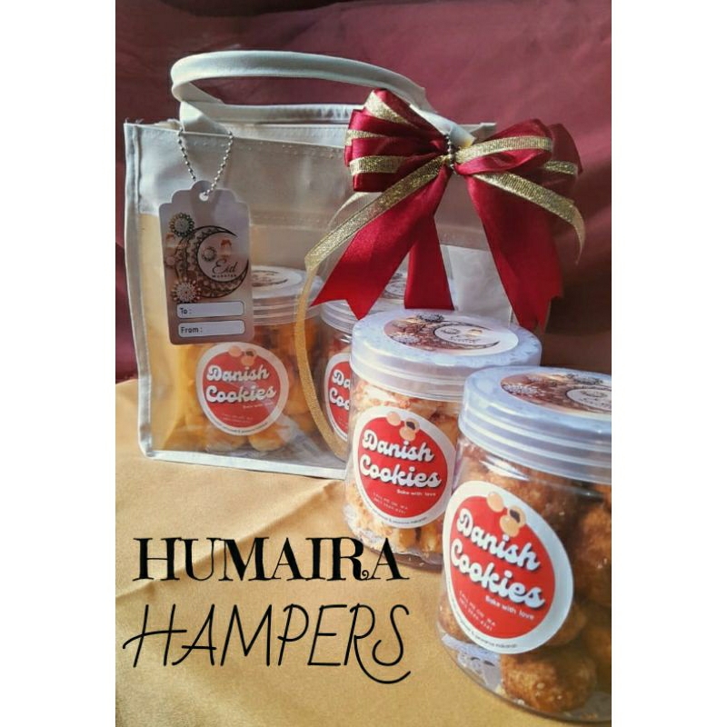 

HUMAIRA HAMPERS RED