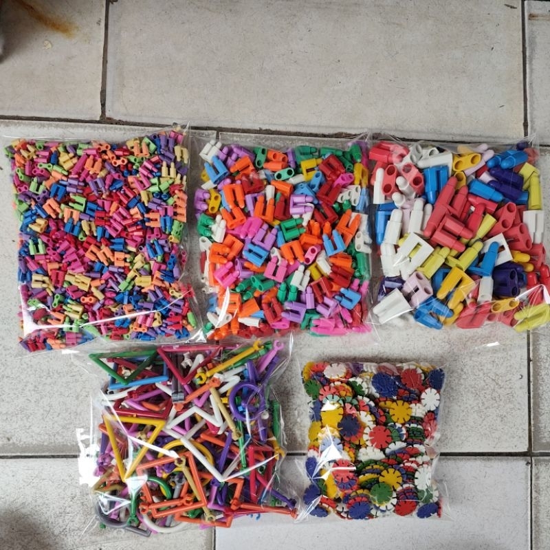 250 gram Mainan miniset roket // miniatur // sakura //geometri