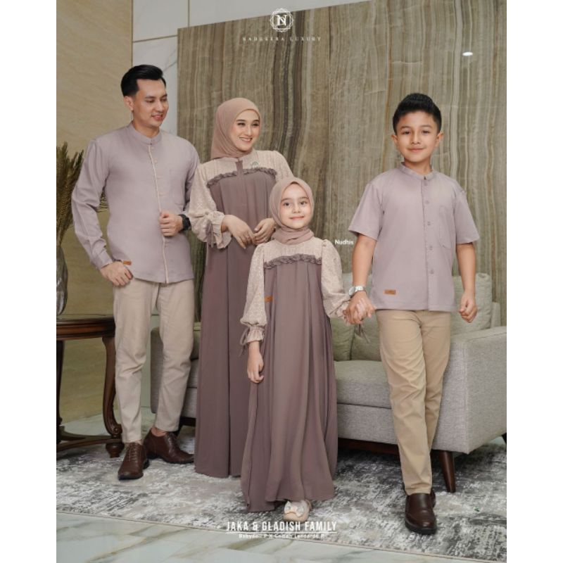 JAKA & GLADISH FAMILY SET BY NADHEERA LUXURY