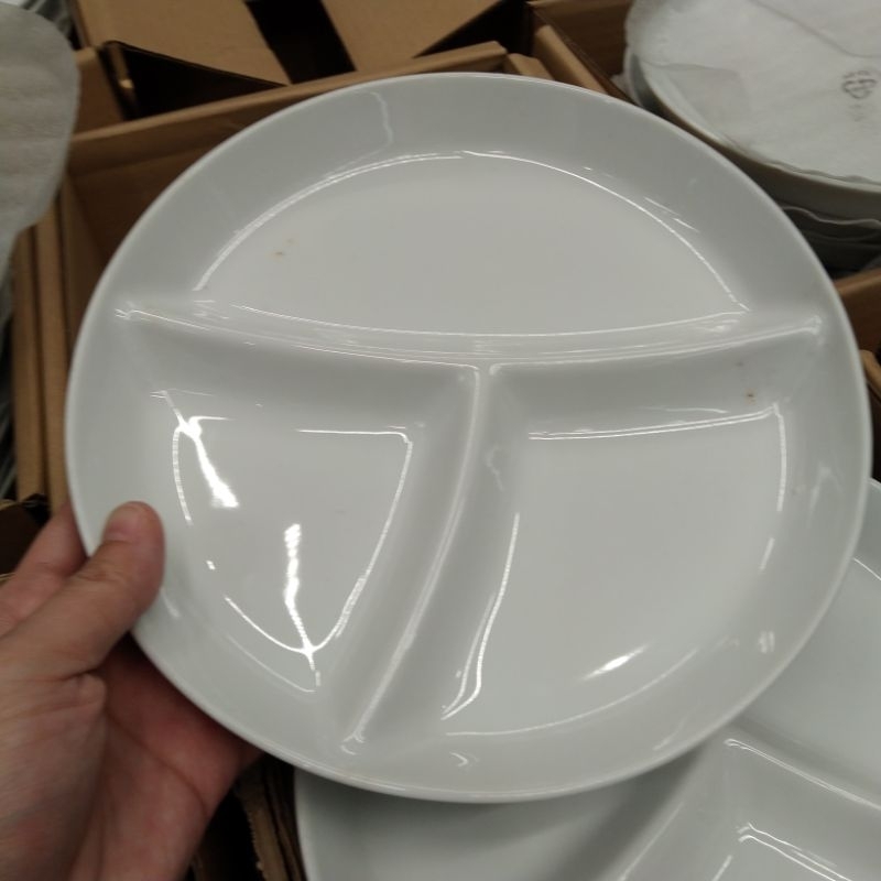 Piring saji putih porselen 22cm piring sekat ikea uppvispad