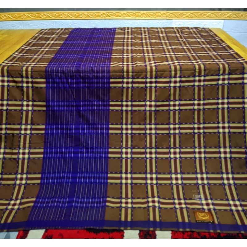 Sarung BHS Full Sutra Spunsilk Gold Motif KKR PEN Coklat