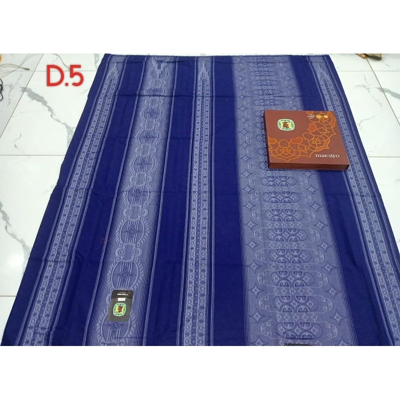 Sarung Gajah Duduk Maestro