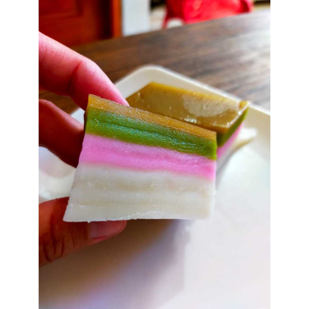 

Kue pelangi / chien ko pan isi 5pcs