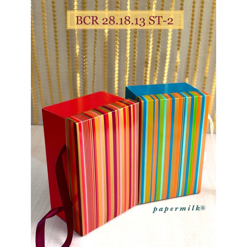 

Papermilk, Kotak Lipat BC 28.18.13 ST 2 Box Lipat Tenteng / Tali / Jinjing motif Garis / Stripes