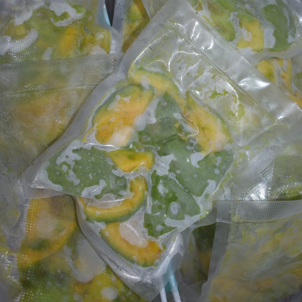 

ALPUKAT MENTEGA BEKU || AVOCADO FROZEN 500gr