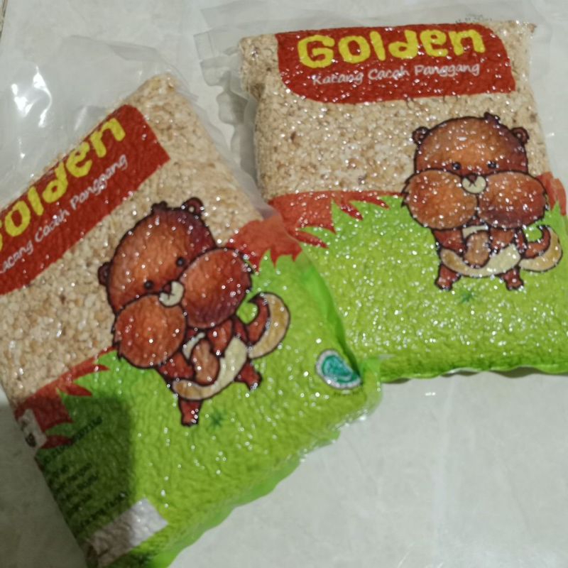 

Golden Nut Kacang cincang 1kg/Kacang Cacah panggang/Kacang toping Martabak/kacang toping donat