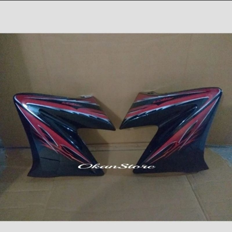 sayap tangki Vixion old lama striping merah
