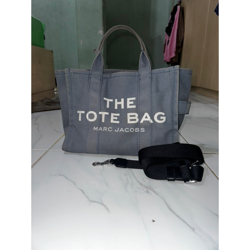 SOLD OUT❌(Preloved Authentic 1000%) Marc Jacob Medium The Tote Bag Blue Shadow