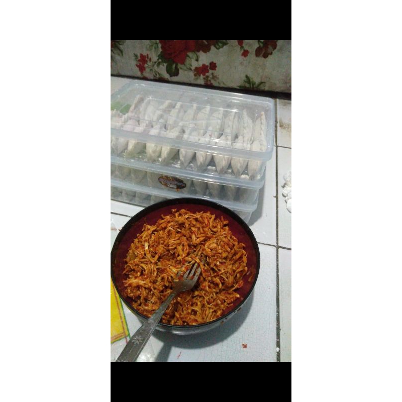 

cireng isi ayam mercon isi 5pcs