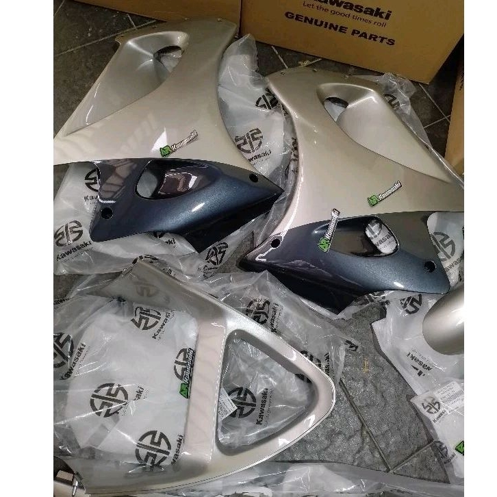 sayap fairing set ninja rr old silver zx150 rr old original