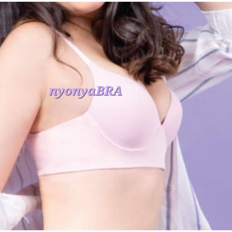 Wacoal bra tanpa kawat L, IB 5346