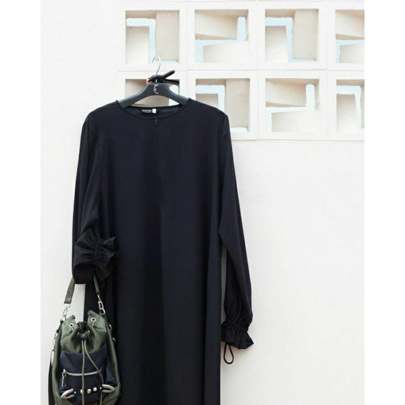 Aljenna Preloved Kasya Black L Soft Lexus