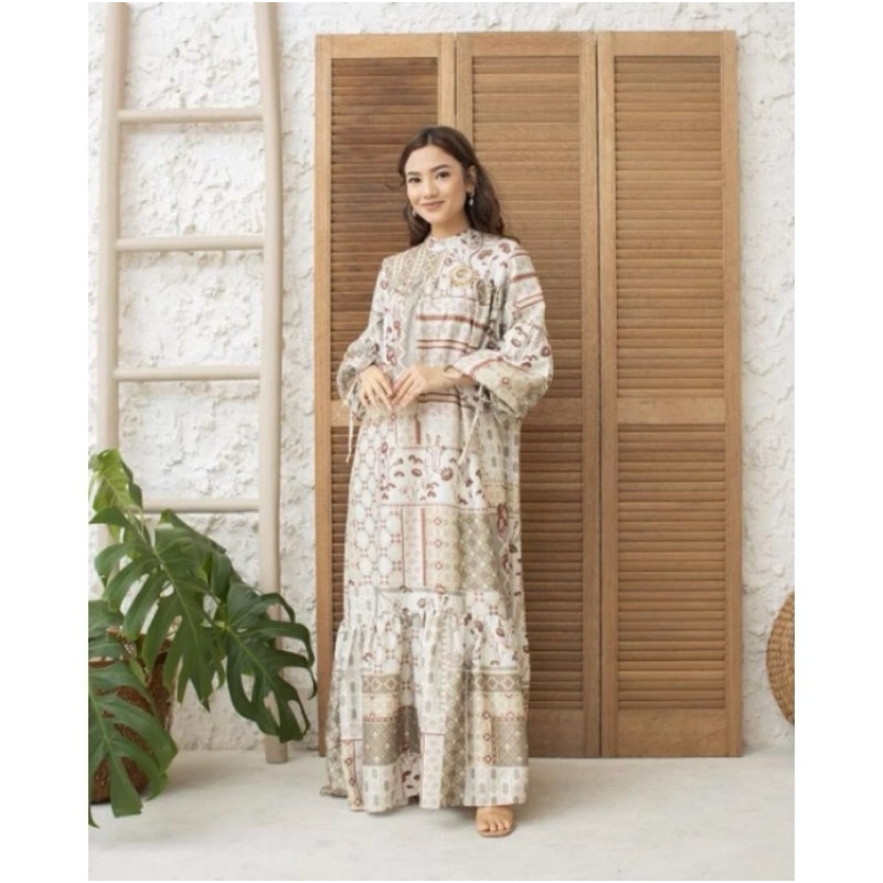 pl vvgc amanda dress wearing klamby