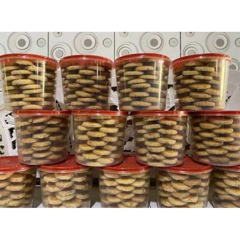 

Kue Kering pia manis enak untuk cemilan santai di rumah