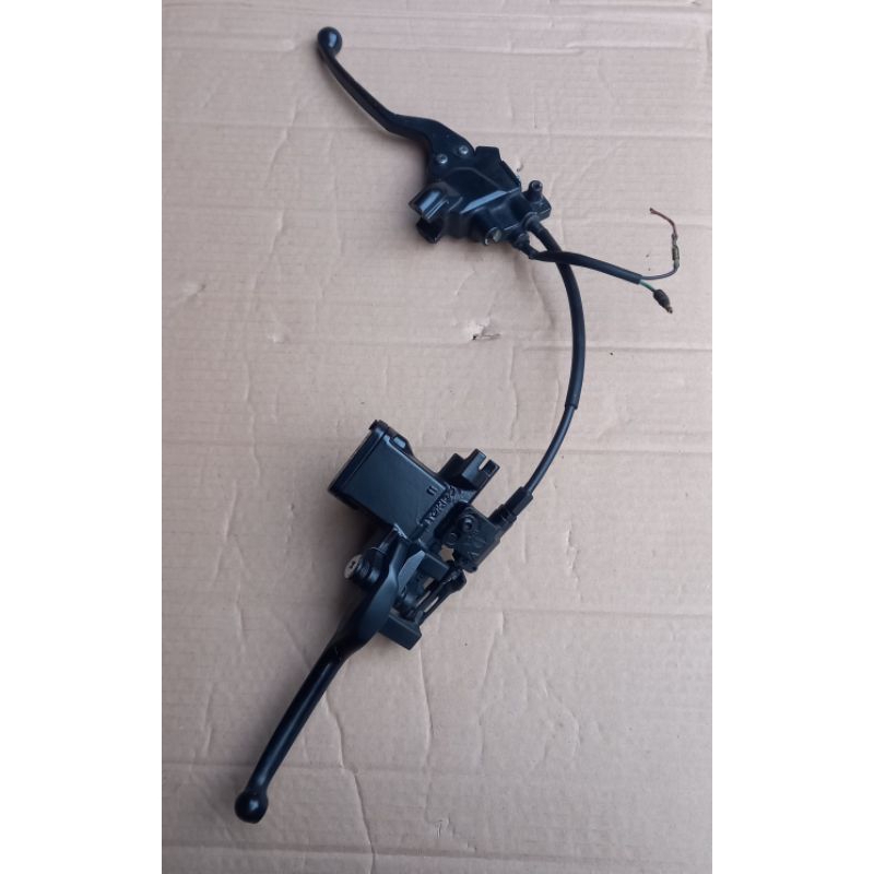 Master kanan kiri New Vario 125 150 ( TOKICO ) Ori