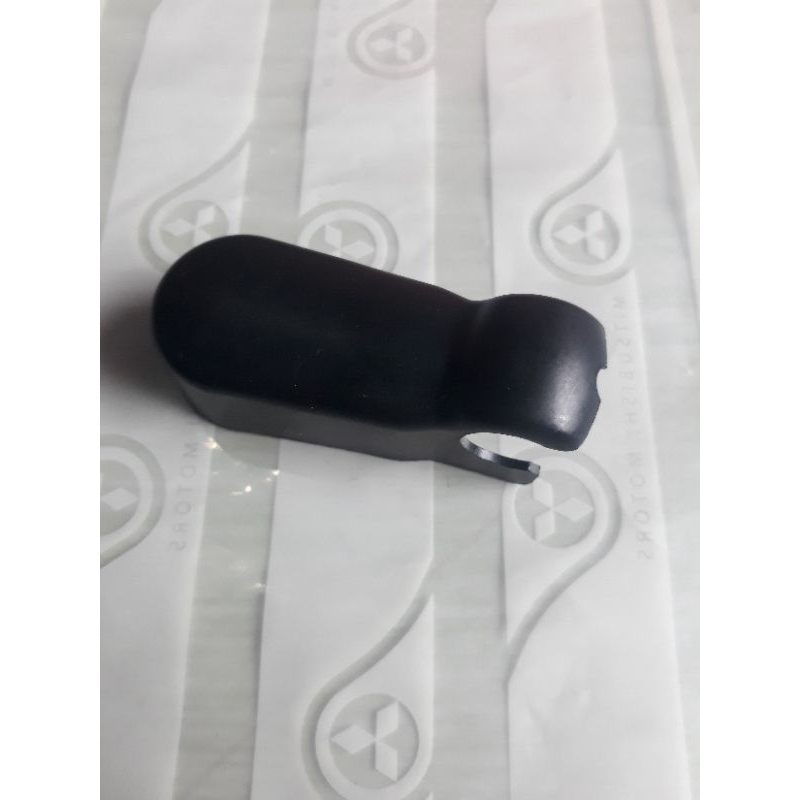 TUTUP BAUT STANG WIPER TRUK MITSUBISHI PS 100,110,KUDA,ISUZU ELF.ORIGINAL
