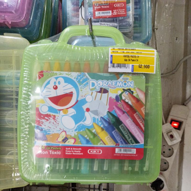 

KRAYON KIKY OIL PASTEL 24 SOFT & SMOOTH EASY TO APPLY WATER RESISTNT